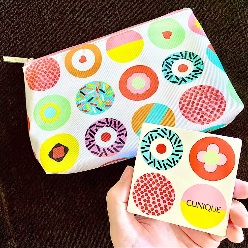 *NEW* Clinique Makeup Bag & Eyeshadow / Blush